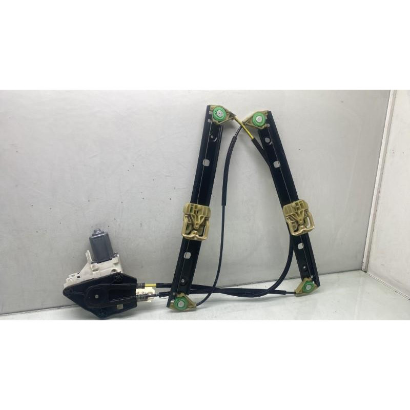 Leve vitre electrique avant droit AUDI A1 1 Photo n°5