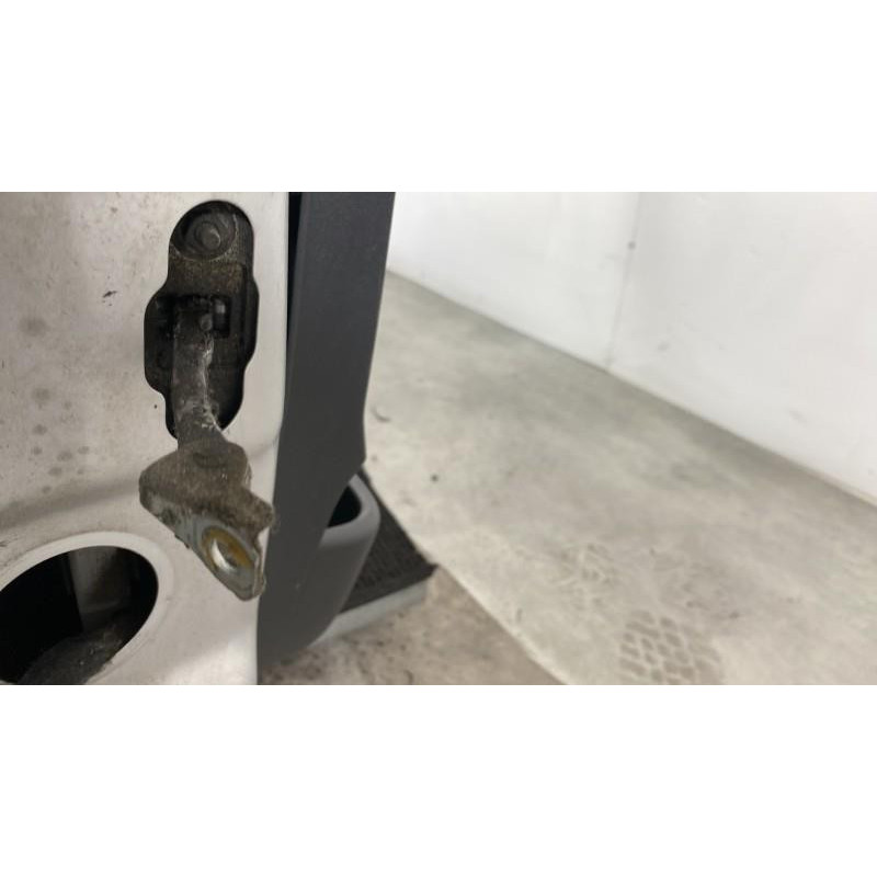 Porte avant droit CITROEN C2 Photo n°7