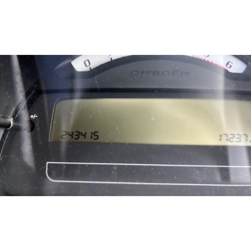 Porte avant droit CITROEN C2 Photo n°12