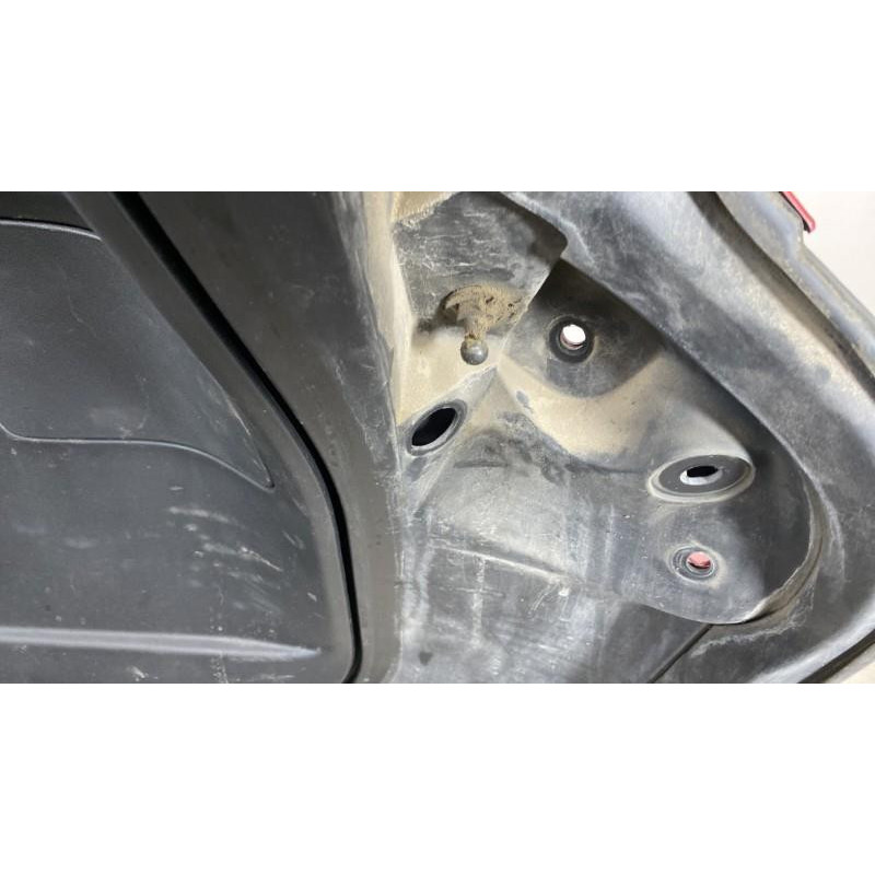 Malle/Hayon arriere CITROEN C4 PICASSO 2 Photo n°8