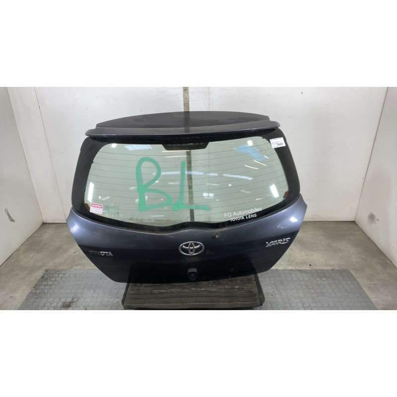 Malle/Hayon arriere TOYOTA YARIS 2 Photo n°1