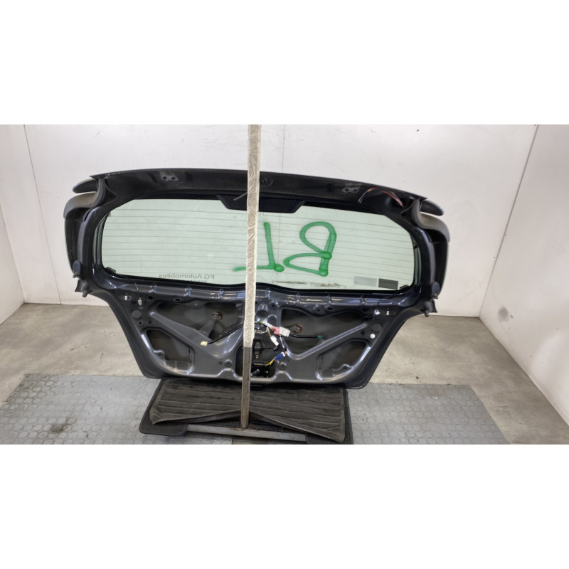 Malle/Hayon arriere TOYOTA YARIS 2 Photo n°10