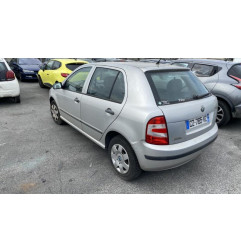 Optique avant principal droit (feux)(phare) SKODA FABIA 1