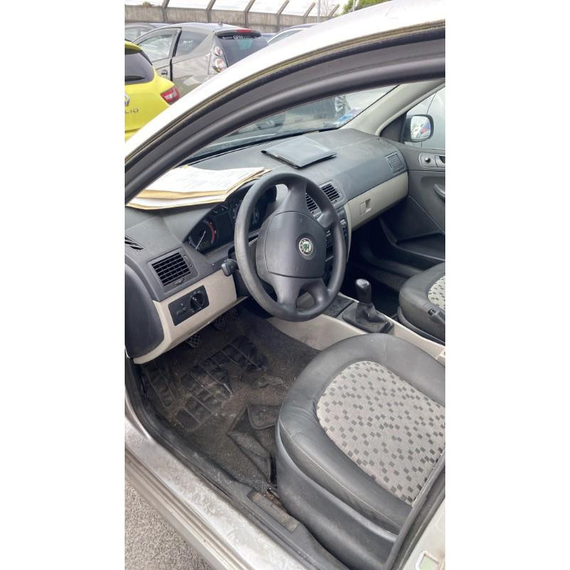 Porte arriere gauche SKODA FABIA 1 Photo n°17