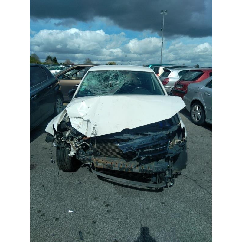 Poignee porte avant gauche VOLKSWAGEN POLO 5 Photo n°4
