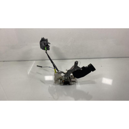 Serrure avant gauche TOYOTA AYGO 1