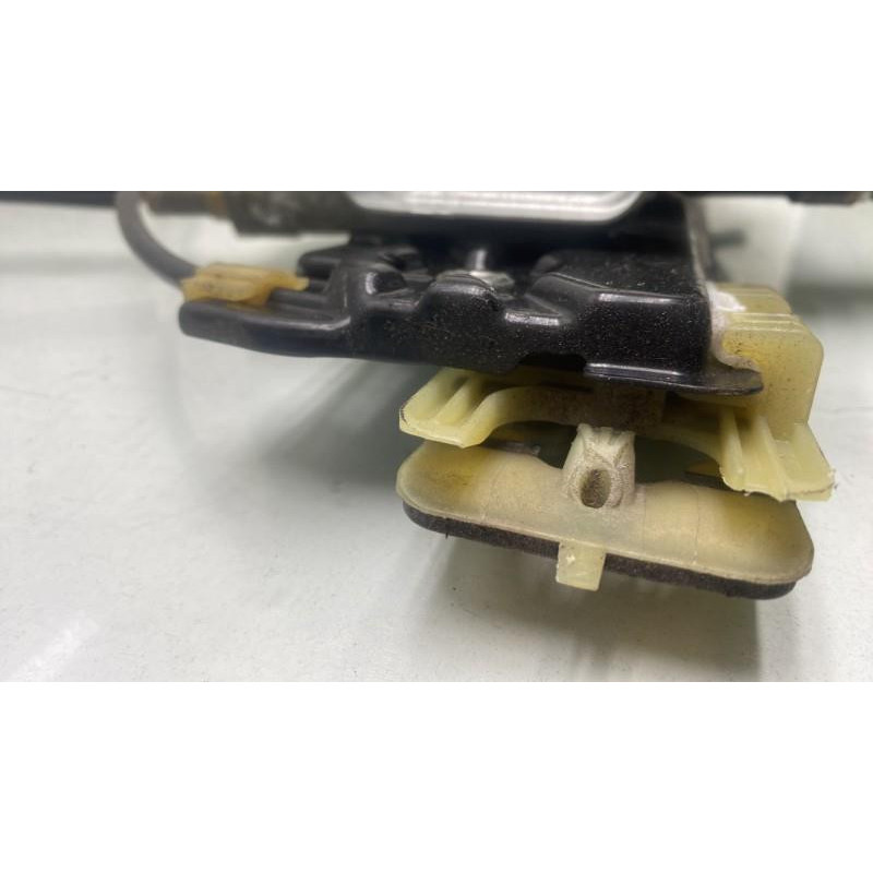 Leve vitre electrique avant droit OPEL ASTRA J Photo n°8
