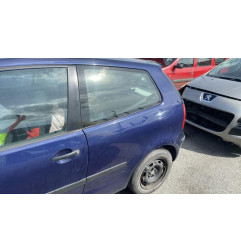Serrure avant droit VOLKSWAGEN POLO 4