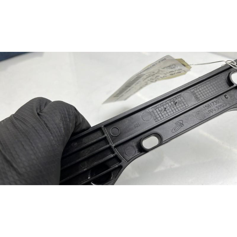 Leve vitre electrique avant droit OPEL CORSA F Photo n°6