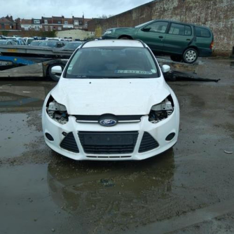 Feu arriere secondaire gauche (feux) FORD FOCUS 3 Photo n°9