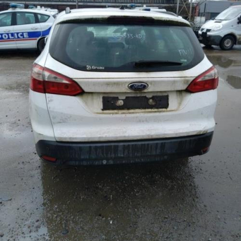 Feu arriere secondaire gauche (feux) FORD FOCUS 3 Photo n°11
