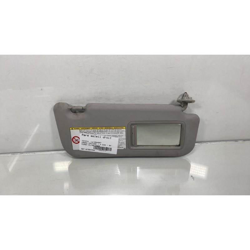 Pare soleil droit TOYOTA URBAN CRUISER Photo n°1