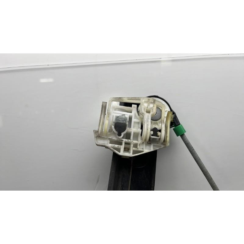Leve vitre electrique avant gauche BMW X3 E83 Photo n°2