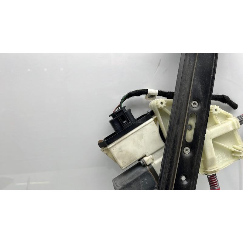 Leve vitre electrique avant gauche BMW X3 E83 Photo n°12