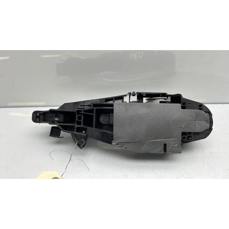 Poignee porte arriere droit PEUGEOT 3008 2 Photo n°3