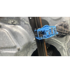 Leve vitre electrique avant droit FIAT CROMA 2 Photo n°1