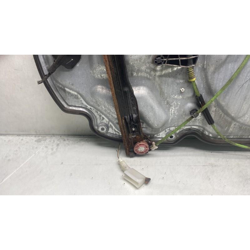 Leve vitre electrique avant droit FIAT CROMA 2 Photo n°3