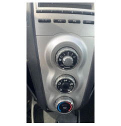Serrure avant droit TOYOTA YARIS 2