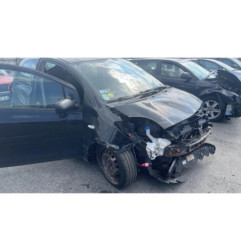 Serrure avant droit TOYOTA YARIS 2