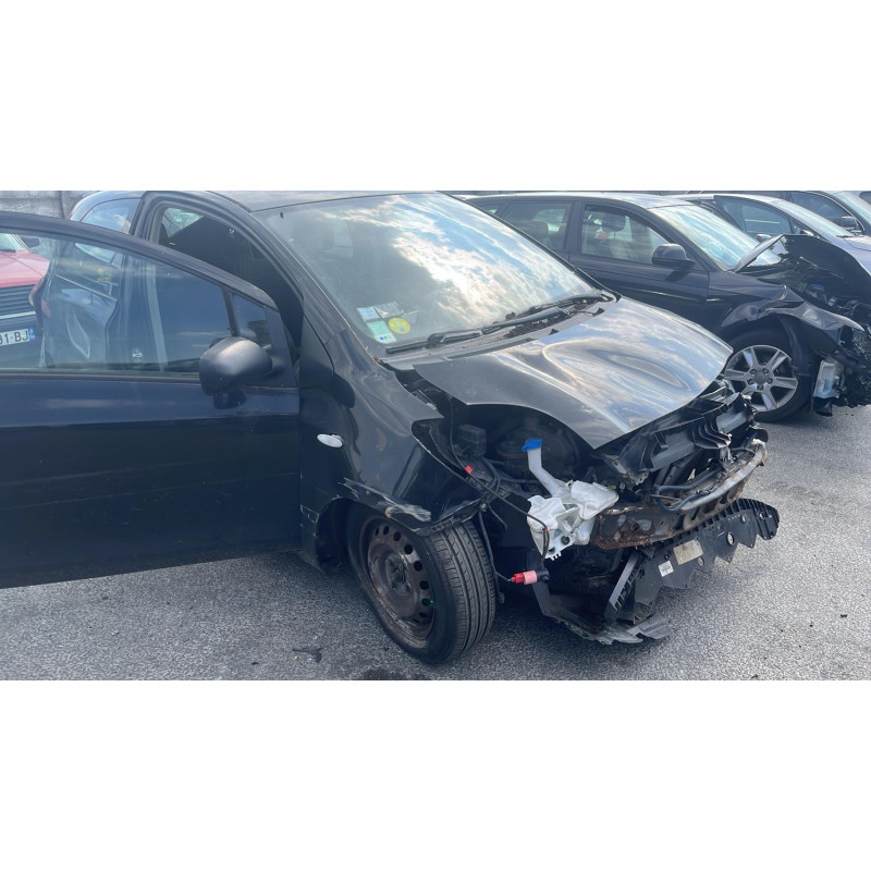 Serrure avant droit TOYOTA YARIS 2 Photo n°9