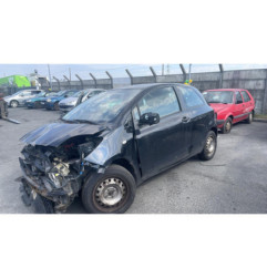 Serrure avant droit TOYOTA YARIS 2