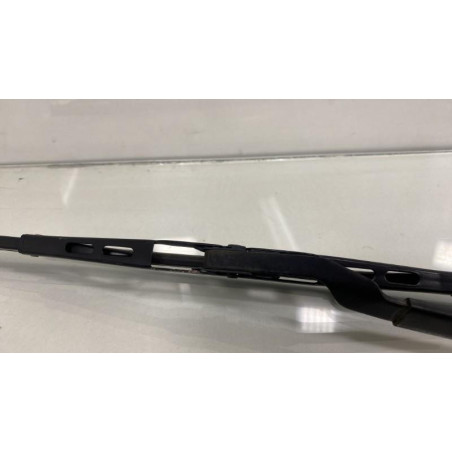 Bras essuie glace avant droit TOYOTA URBAN CRUISER