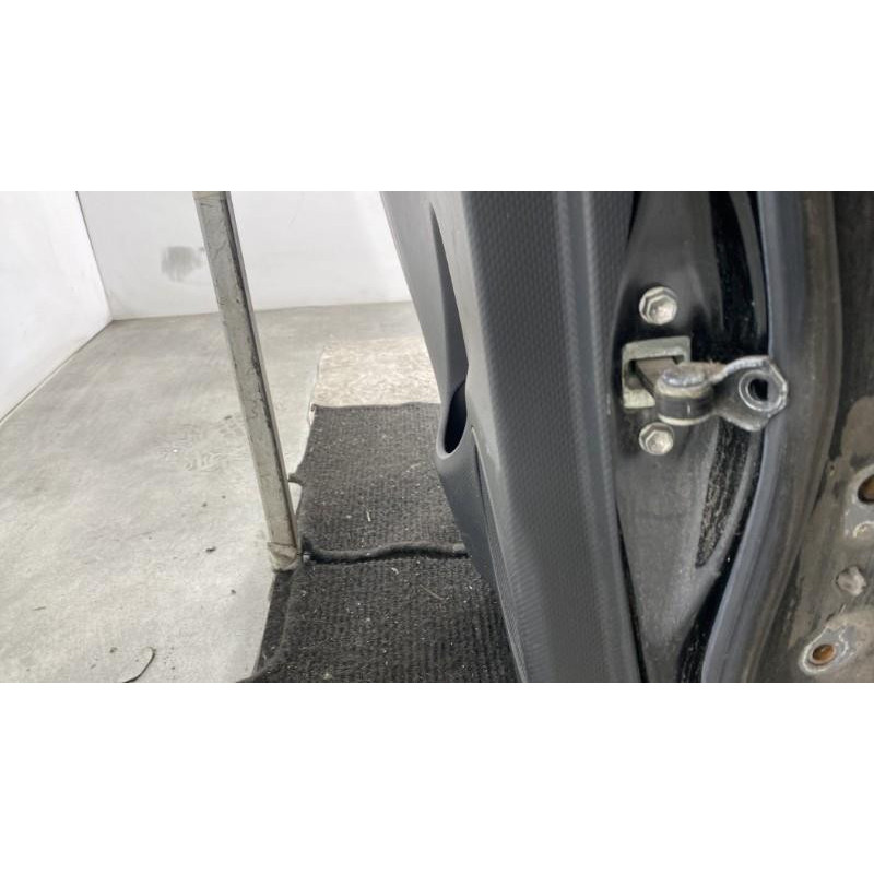 Porte arriere gauche TOYOTA URBAN CRUISER Photo n°4