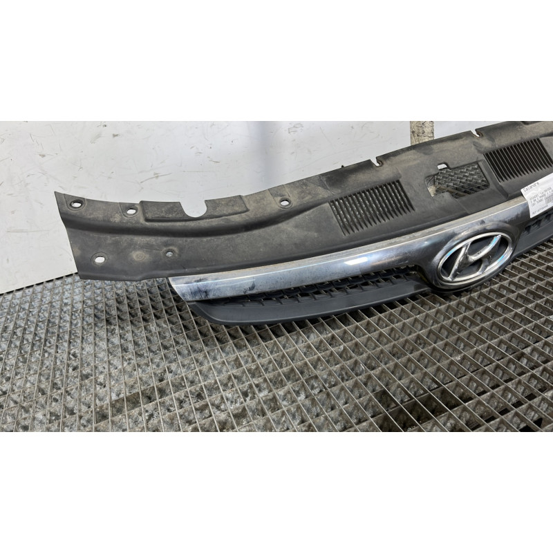 Calandre HYUNDAI I 30 1 Photo n°2