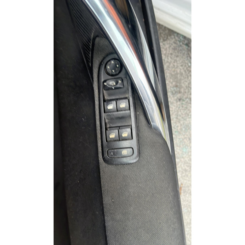 Bouton de warning PEUGEOT 308 1 Photo n°13