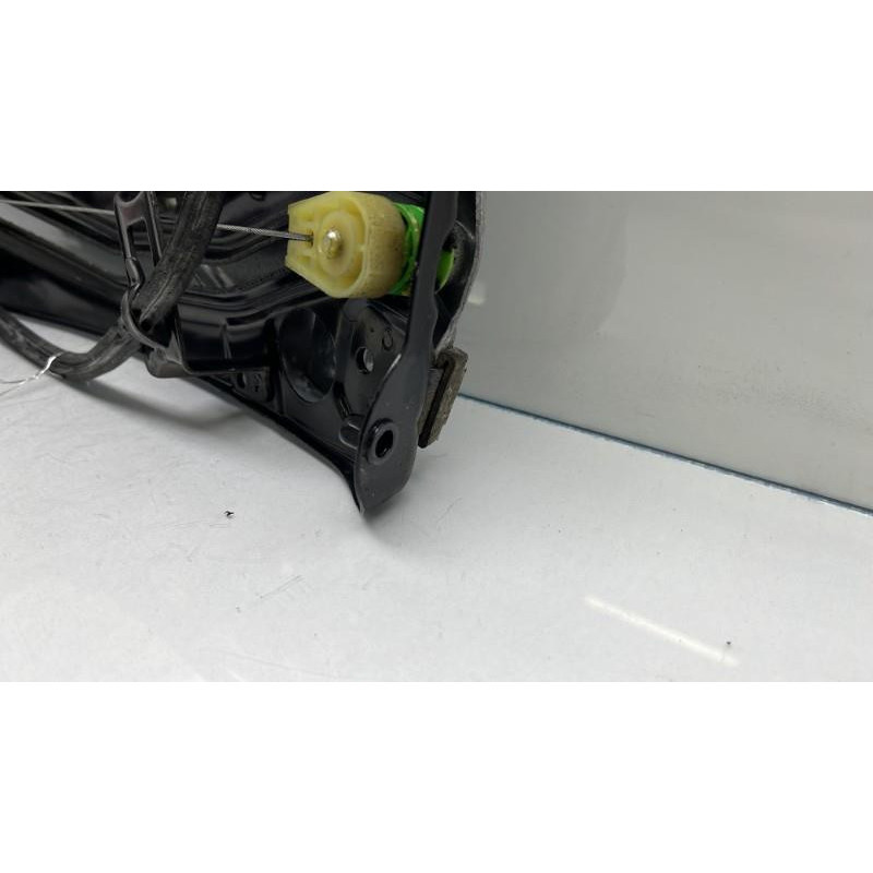 Leve vitre electrique arriere droit PEUGEOT 308 1 Photo n°5