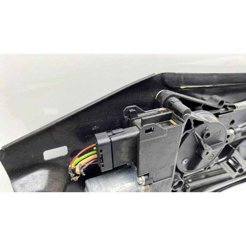 Leve vitre electrique arriere droit PEUGEOT 308 1 Photo n°7