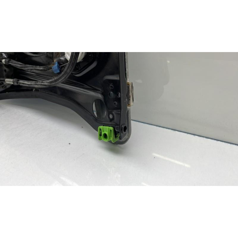 Leve vitre electrique arriere gauche PEUGEOT 308 1 Photo n°9