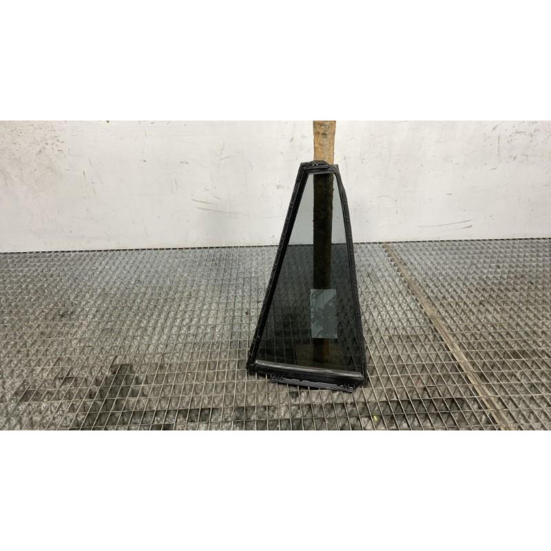 Custode arriere gauche TOYOTA RAV4 5 Photo n°4