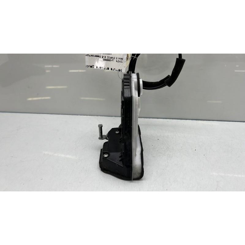 Serrure arriere gauche TOYOTA RAV4 5 Photo n°4
