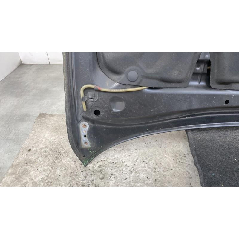 Capot TOYOTA AVENSIS 2 Photo n°8