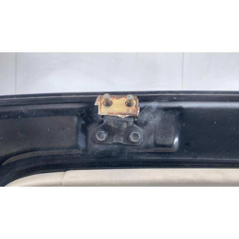 Malle/Hayon arriere TOYOTA AVENSIS 2 Photo n°5
