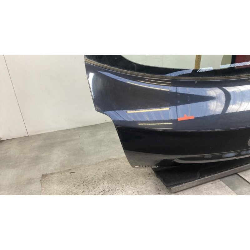 Malle/Hayon arriere TOYOTA AVENSIS 2 Photo n°8