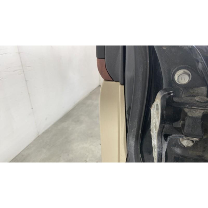 Porte arriere gauche TOYOTA AVENSIS 2 Photo n°4