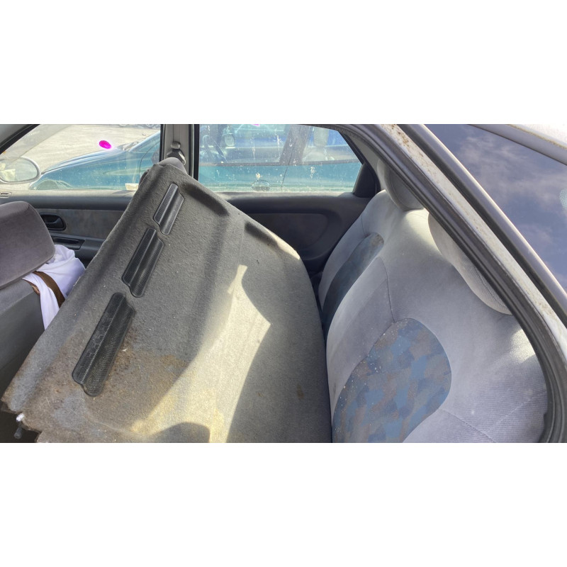 Bouton de warning RENAULT LAGUNA 1 Photo n°17