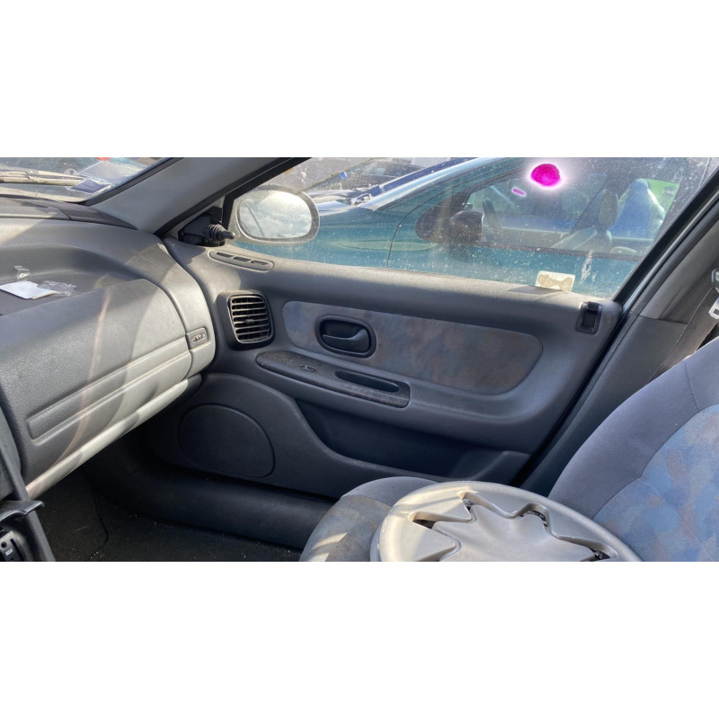 Bouton de warning RENAULT LAGUNA 1 Photo n°19