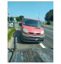 Calandre RENAULT TRAFIC 2