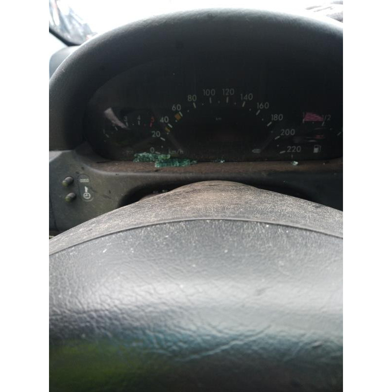 Porte avant droit MERCEDES VANEO 414 Photo n°8