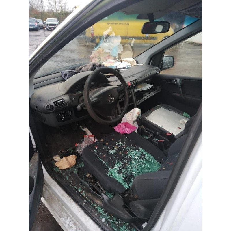 Porte avant droit MERCEDES VANEO 414 Photo n°10