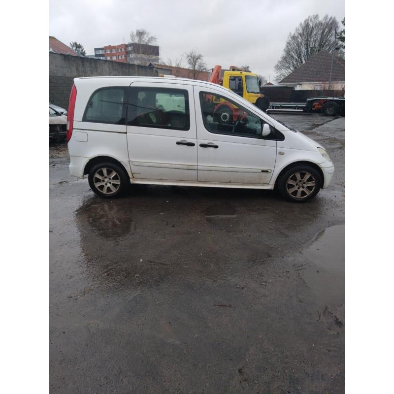 Porte avant droit MERCEDES VANEO 414 Photo n°11