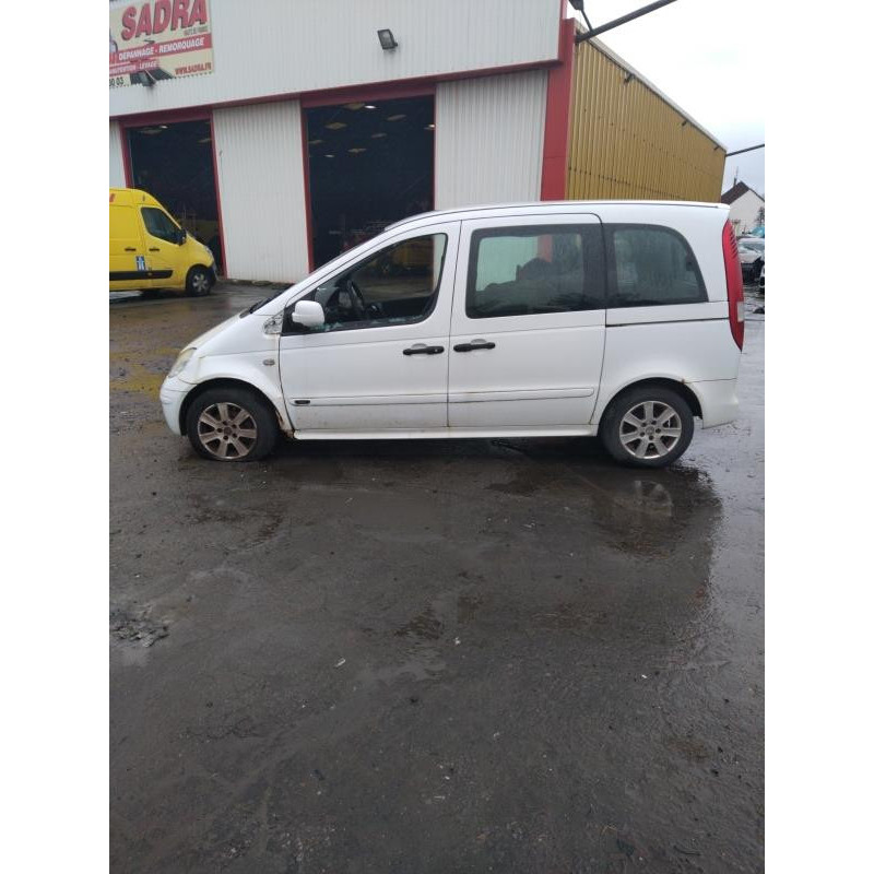 Porte avant droit MERCEDES VANEO 414 Photo n°12