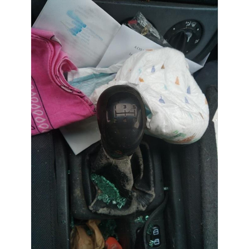 Porte avant droit MERCEDES VANEO 414 Photo n°17