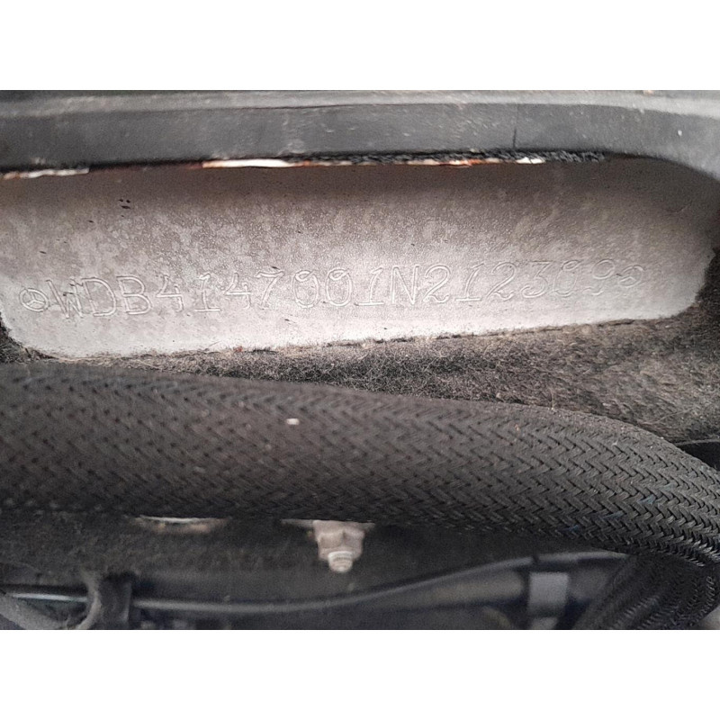 Porte avant droit MERCEDES VANEO 414 Photo n°19