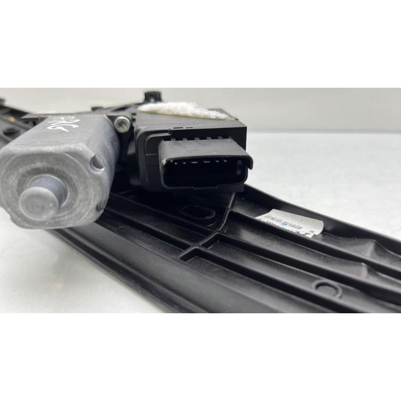 Leve vitre electrique arriere gauche PEUGEOT 3008 2 Photo n°3