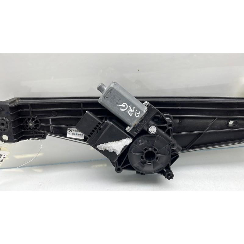 Leve vitre electrique arriere gauche PEUGEOT 3008 2 Photo n°9