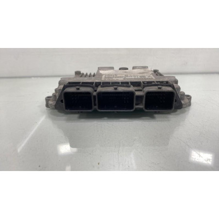 Calculateur moteur PEUGEOT 206